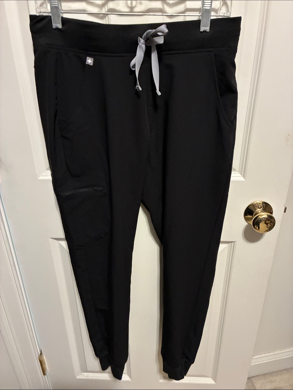 Women’s Figs Black Scrub Pants Jogger with Drawstring Waist